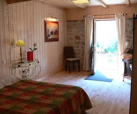 L'auberge Chez Leon Bed and Breakfast Le Chambon-sur-Lignon