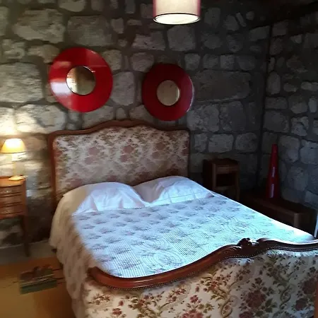 L'auberge Chez Leon Bed and Breakfast Le Chambon-sur-Lignon